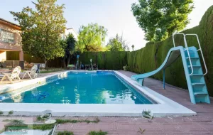 Casa de alquiler de 3 dormitorios en Las Gabias