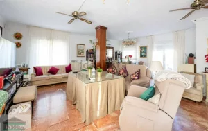 Casa de alquiler de 3 dormitorios en Las Gabias