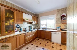 Casa de alquiler de 3 dormitorios en Las Gabias