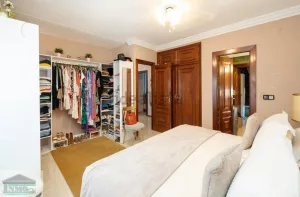 Casa de alquiler de 3 dormitorios en Las Gabias