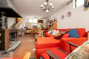 Casa de alquiler de 3 dormitorios en Las Gabias