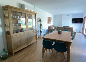 Chalet de 3 dormitorios con piscina en Alhendín