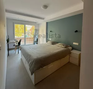 Piso reformado de 2 dormitorios en el Zaidín