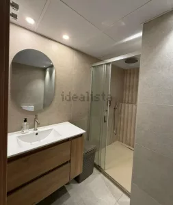 Piso reformado de 2 dormitorios en el Zaidín