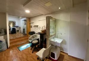 Casa de 4 dormitorios y garaje en Albolote