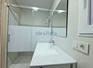 Piso reformado de 3 dormitorios en Arabial