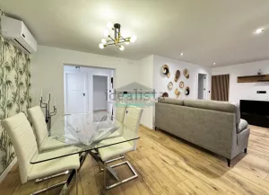 Piso reformado de 2 dormitorios en Cájar