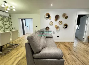 Piso reformado de 2 dormitorios en Cájar