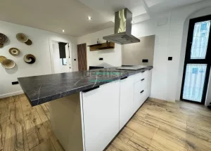 Piso reformado de 2 dormitorios en Cájar