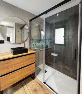 Piso reformado de 2 dormitorios en Cájar