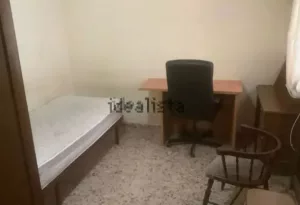 Piso de 4 dormitorios en Camino de Ronda