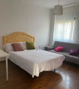 Piso para 4 estudiantes en Plaza de Toros en Granada