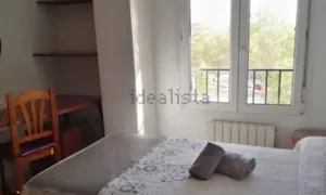 Piso de 4 dormitorios en Granada centro