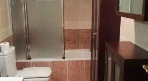 Piso de 4 dormitorios en Granada centro