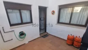Casa de 4 dormitorios con garaje en La Zubia