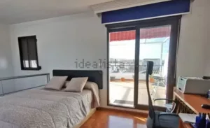 Casa de 4 dormitorios con garaje en La Zubia