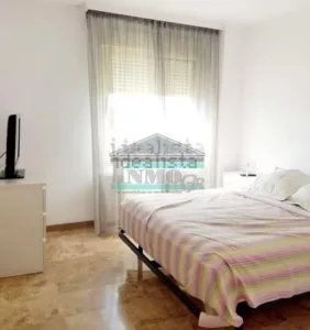 Piso de alquiler con 2 dormitorios en Granada