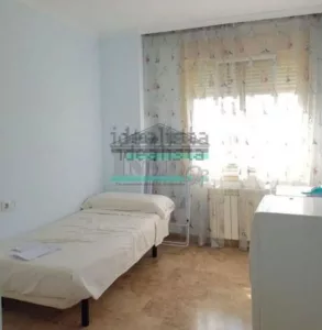 Piso de alquiler con 2 dormitorios en Granada