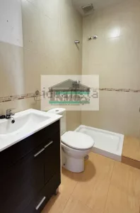 Casa con 4 dormitorios y piscina en Belicena