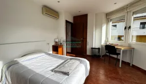 Dúplex reformado con 3 dormitorios y garaje