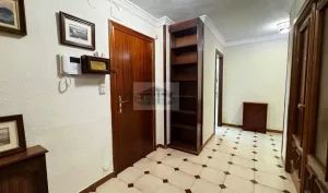 Piso de alquiler 3 dormitorios en Arabial