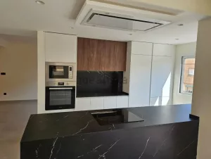 Piso reformado con 3 dormitorios en El Zaidín