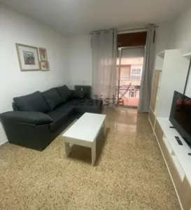 Piso para 4 estudiantes en el centro de Granada