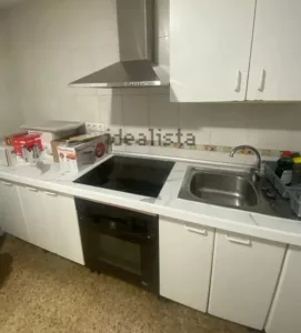 Piso para 4 estudiantes en el centro de Granada