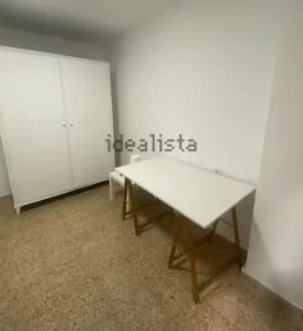 Piso para 4 estudiantes en el centro de Granada