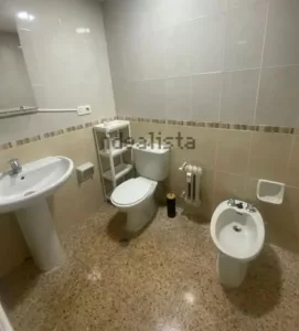 Piso para 4 estudiantes en el centro de Granada