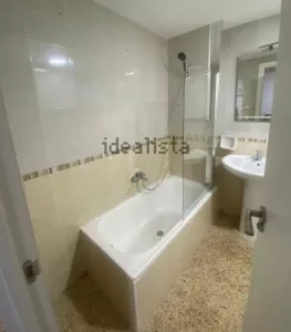 Piso para 4 estudiantes en el centro de Granada