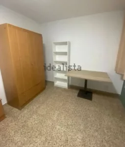 Piso para 4 estudiantes en el centro de Granada