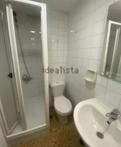 Piso para 4 estudiantes en el centro de Granada