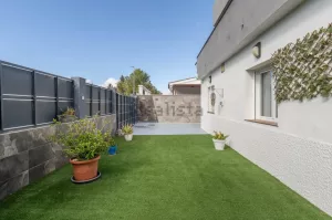 Chalet de 4 dormitorios en Atarfe