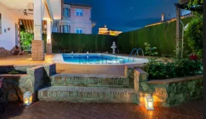 Chalet de 7 dormitorios en Cúllar Vega