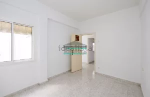 Piso de 3 dormitorios para inversión en Granada