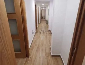 Piso para 5 estudiantes en Granada centro