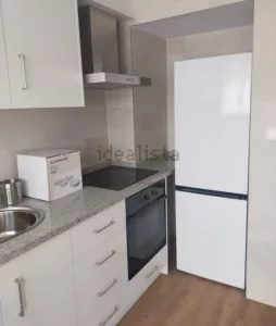 Piso de 3 dormitorios con garaje en El Zaidín