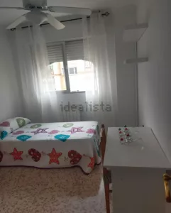 Piso de 3 dormitorios con garaje en El Zaidín