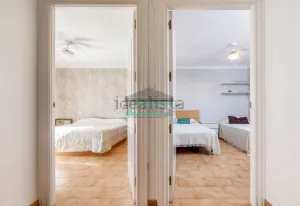 Casa de 4 dormitorios y piscina en Ogíjares