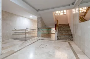 Piso de 3 dormitorios en venta en Camino de Ronda