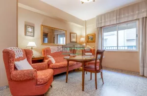 Piso de 3 dormitorios en venta en Camino de Ronda