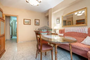 Piso de 3 dormitorios en venta en Camino de Ronda