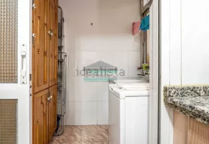 Piso de 3 dormitorios en venta en Camino de Ronda