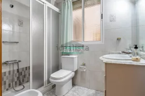 Piso de 3 dormitorios en venta en Camino de Ronda