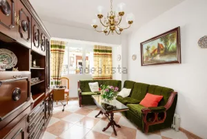 Piso de 2 dormitorios en Granada centro