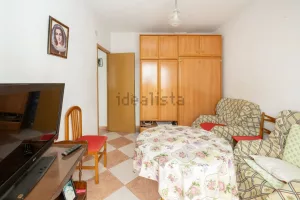 Piso de 2 dormitorios en Granada centro