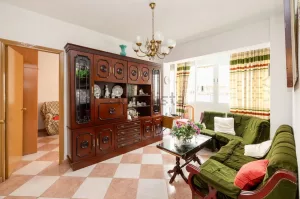 Piso de 2 dormitorios en Granada centro