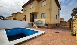 Chalet de 4 dormitorios en Belicena