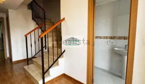 Chalet de 4 dormitorios en Belicena